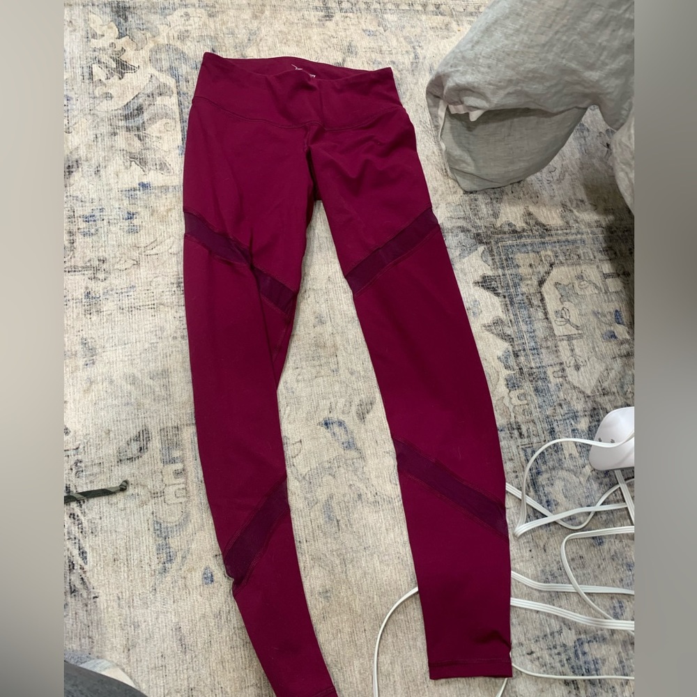 Old Navy Active Mesh Leggings